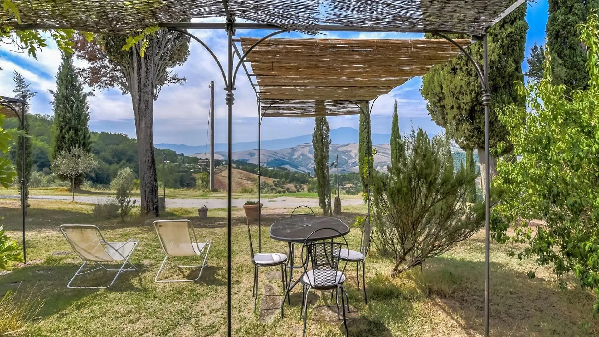 Comfortable Apartment With Stunning Views Near Hot Springs 0*, Celle sul Rigo Italy