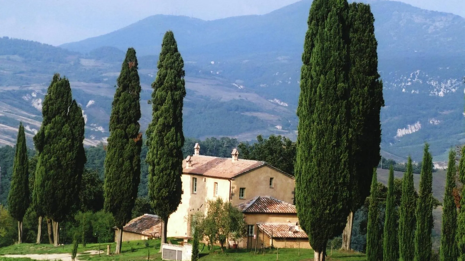 Holiday home Comfortable Apartment With Stunning Views Near Hot Springs Italy